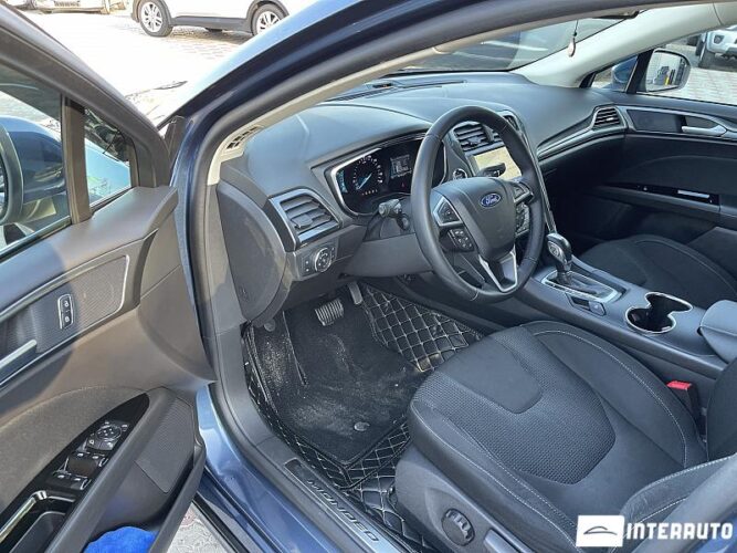 Ford Mondeo 34 interauto-car