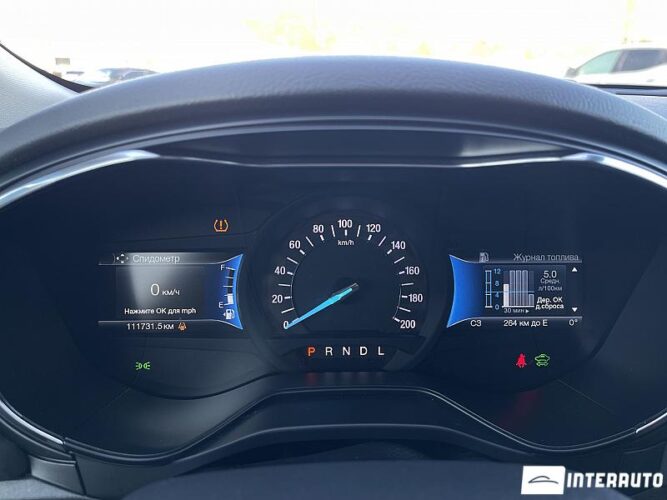 Ford Mondeo 37 interauto-car