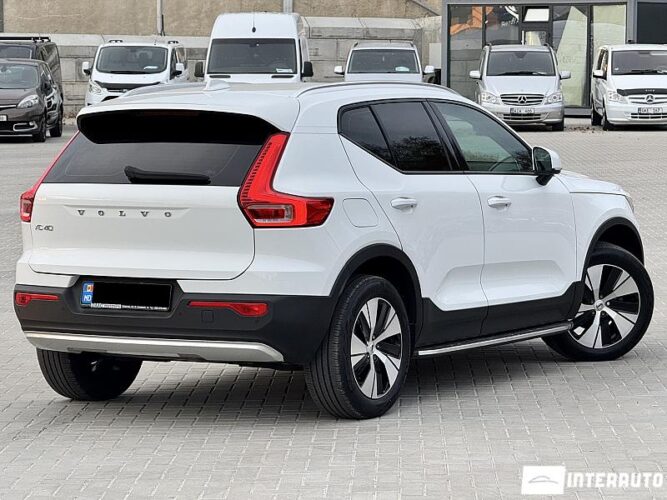 volvo XC 40 2021