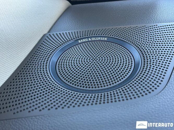 Audi Q5 50 interauto-car