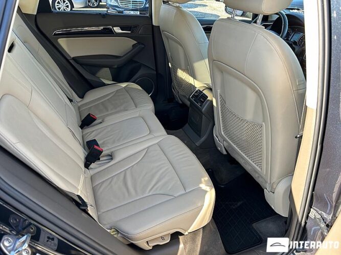 Audi Q5 54 interauto-car