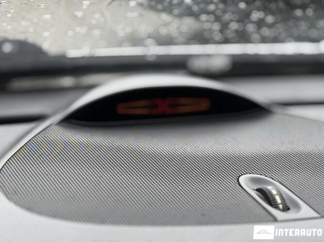 Mercedes C 180 46 interauto-car