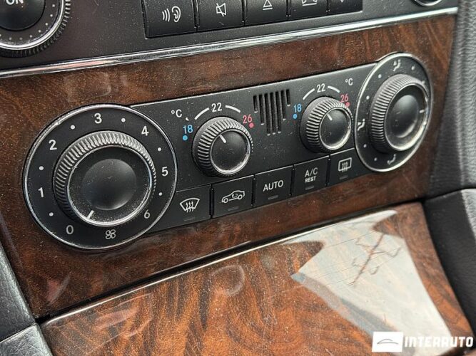 Mercedes C 180 48 interauto-car