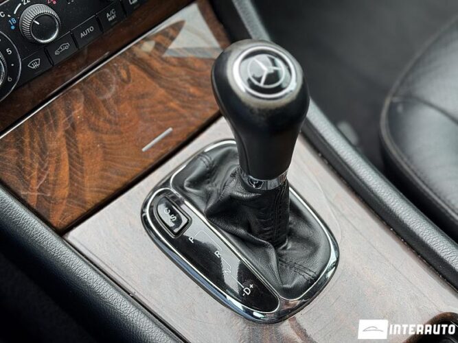 Mercedes C 180 49 interauto-car