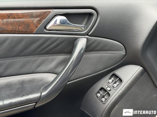 Mercedes C 180 39 interauto-car