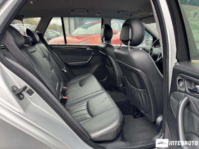 Mercedes C 180 52 interauto-car