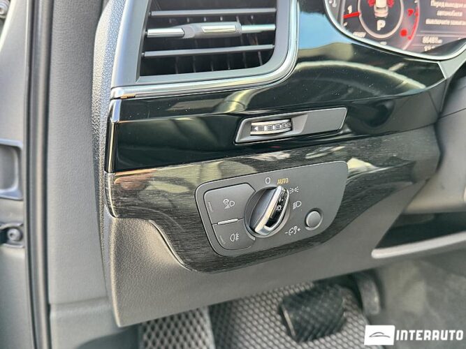 Audi Q7 63 interauto-car