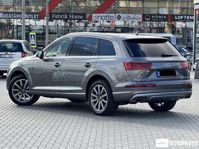 Audi Q7 46 interauto-car