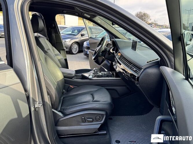 Audi Q7 59 interauto-car