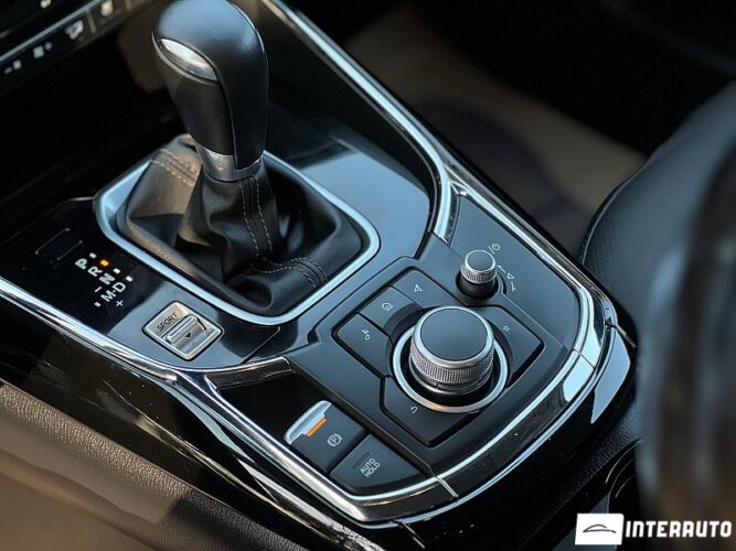 Mazda CX-9 42 interauto-car