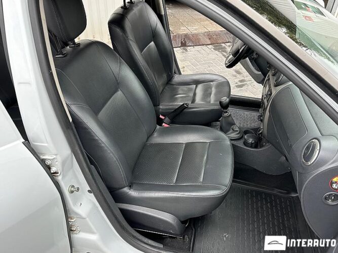 Dacia Duster 33 interauto-car