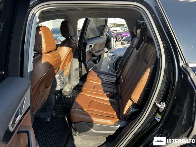 Audi Q7 50 interauto-car