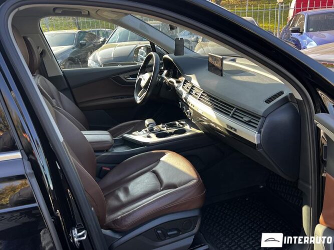 Audi Q7 37 interauto-car