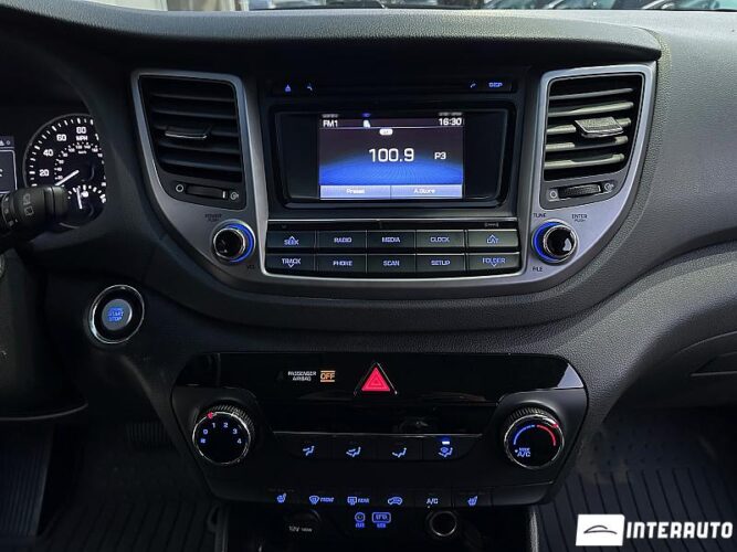 Hyundai Tucson 40 interauto-car