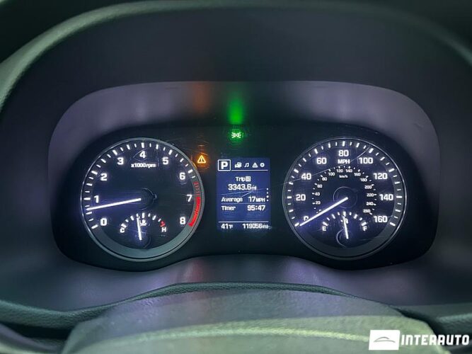 Hyundai Tucson 39 interauto-car