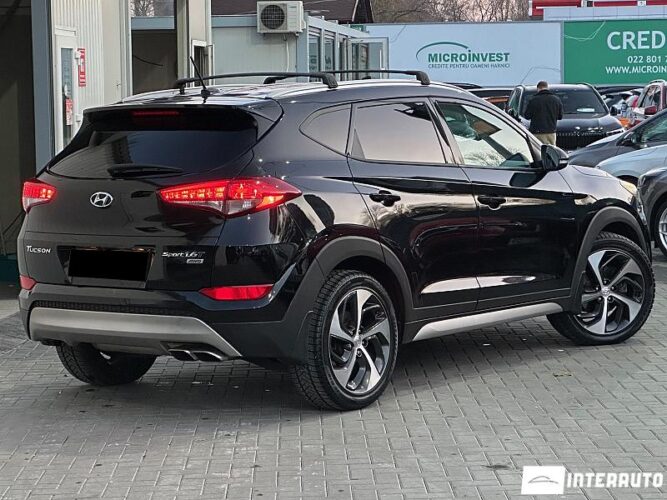 Hyundai Tucson 33 interauto-car