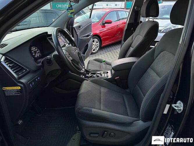 Hyundai Tucson 35 interauto-car