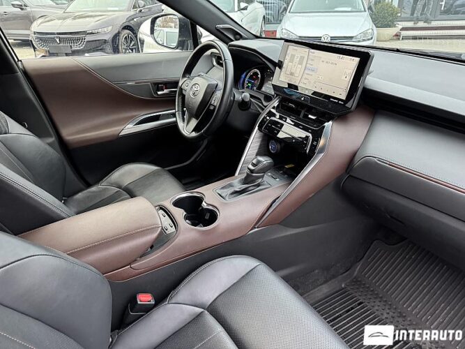 Toyota Venza 66 interauto-car