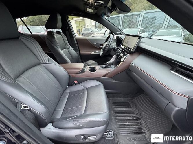 Toyota Venza 65 interauto-car