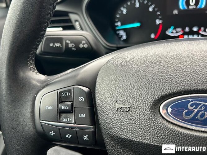 Ford Focus 40 interauto-car