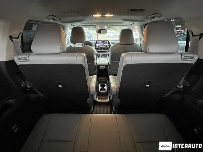 Toyota Highlander 54 interauto-car