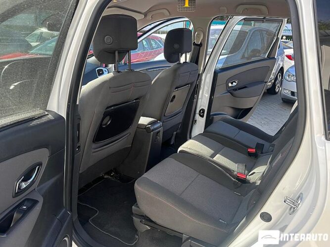 Renault Grand Scenic 53 interauto-car
