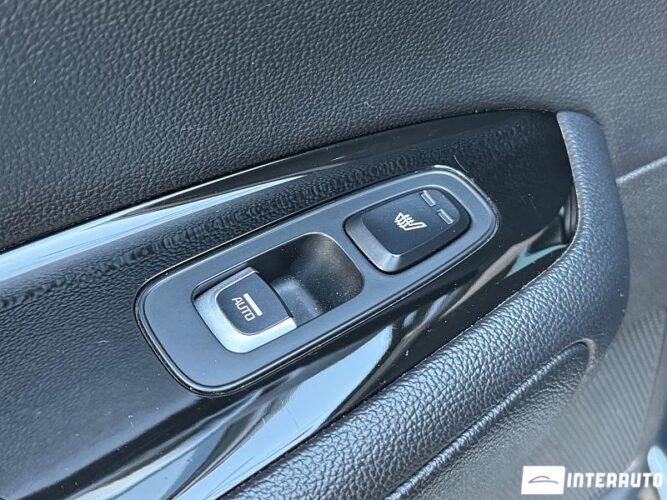 Kia Optima 52 interauto-car