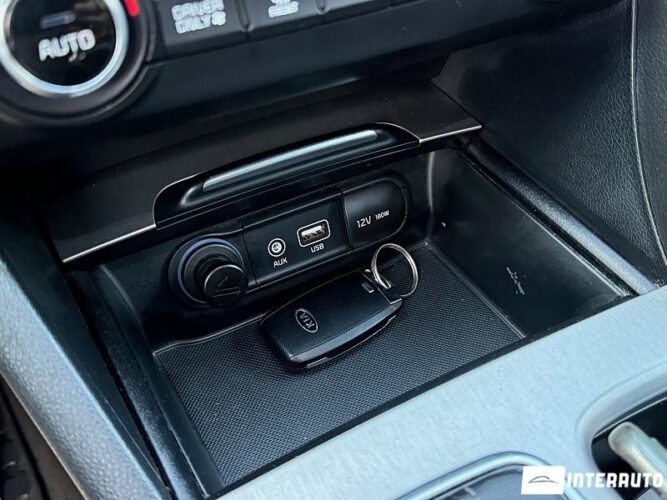 Kia Optima 51 interauto-car