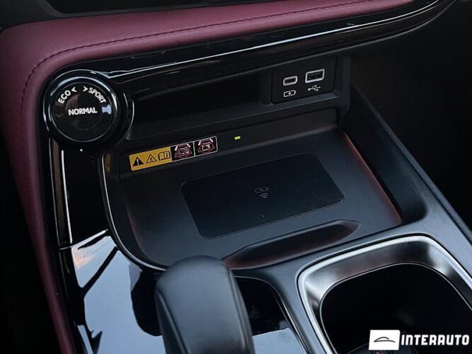 Lexus NX 350H 48 interauto-car