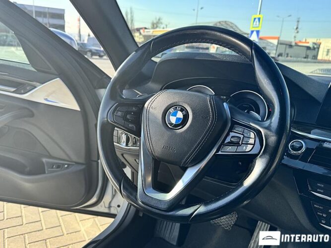 BMW 530e 40 interauto-car