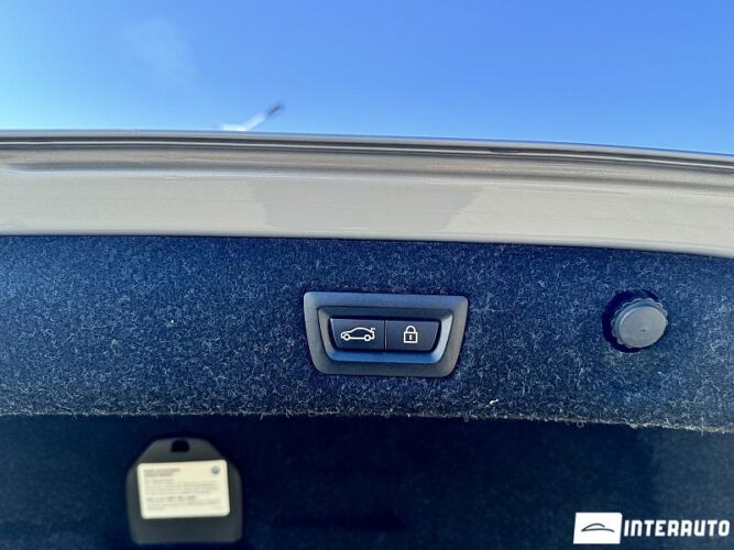 BMW 530e 55 interauto-car