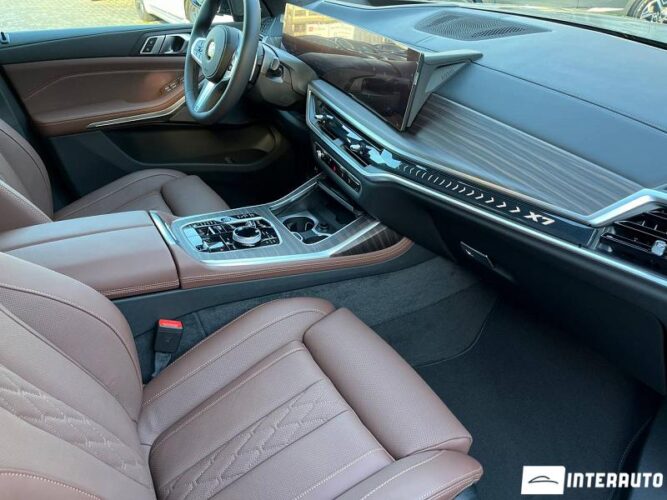 BMW X7 4.0i 47 interauto-car