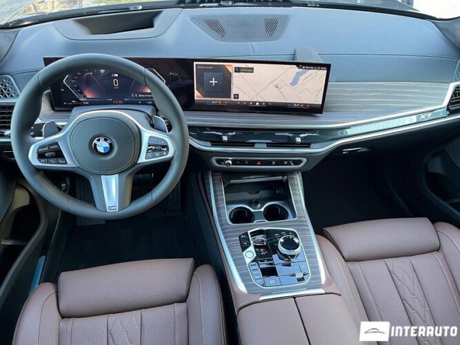 BMW X7 4.0i 48 interauto-car