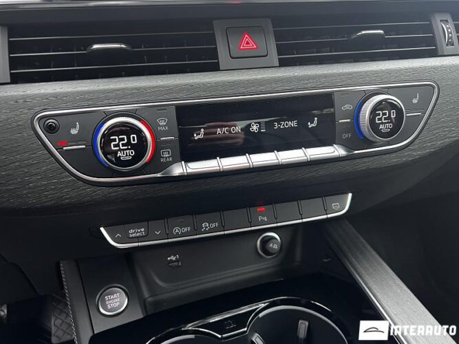 Audi A4 44 interauto-car