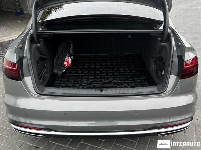 Audi A4 52 interauto-car