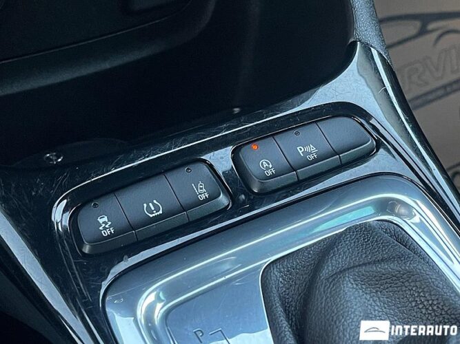 Opel Crossland X 56 interauto-car