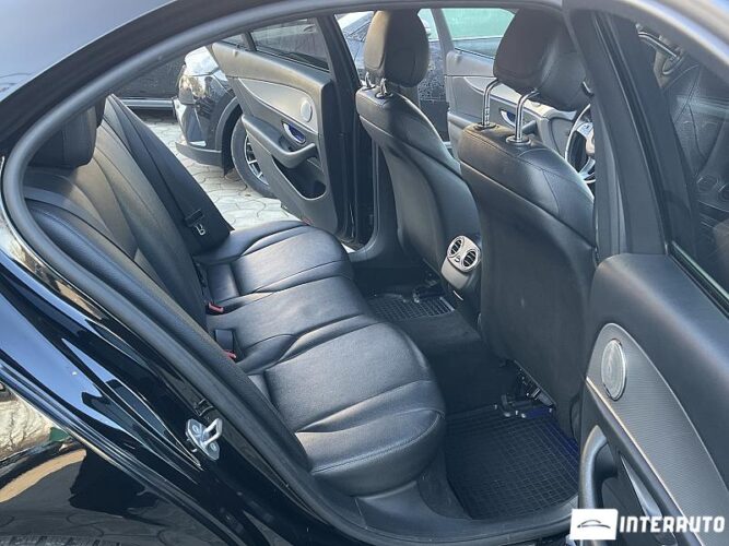 Mercedes E 200 46 interauto-car