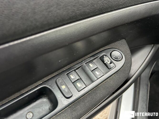 Peugeot 307 SW 33 interauto-car