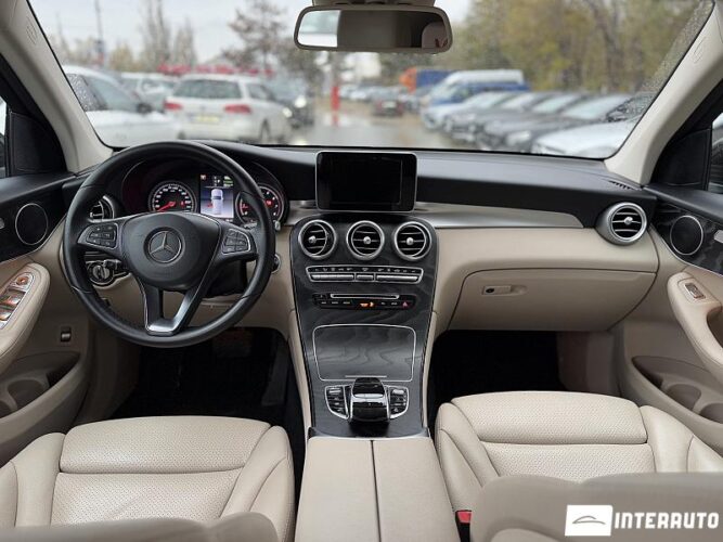 Mercedes GLC 350e 48 interauto-car