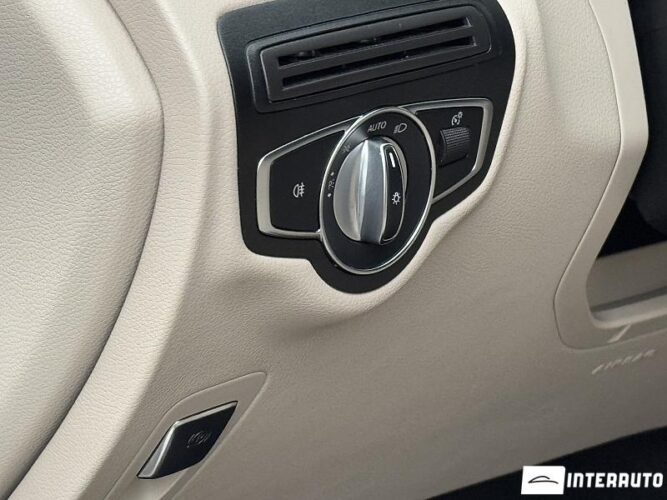 Mercedes GLC 350e 42 interauto-car