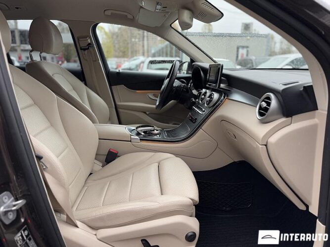 Mercedes GLC 350e 51 interauto-car