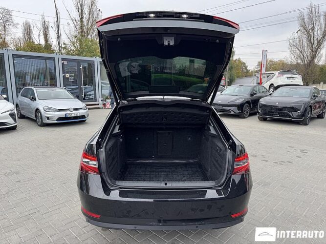 Skoda Superb 65 interauto-car