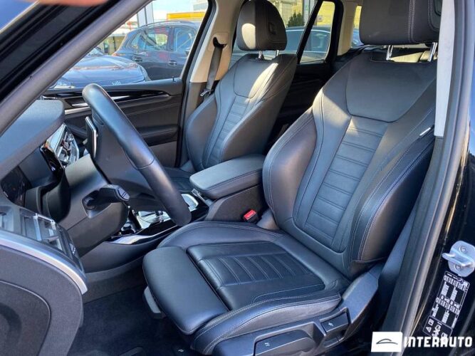 BMW X3 2.0D 43 interauto-car