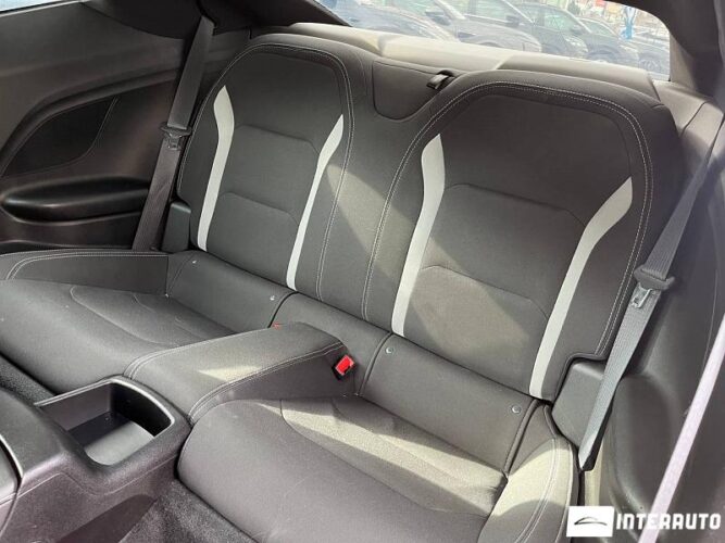 Chevrolet Camaro 44 interauto-car