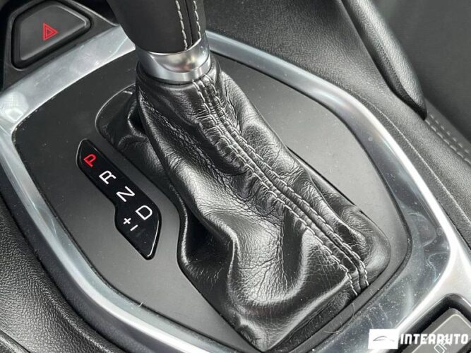 Chevrolet Camaro 41 interauto-car