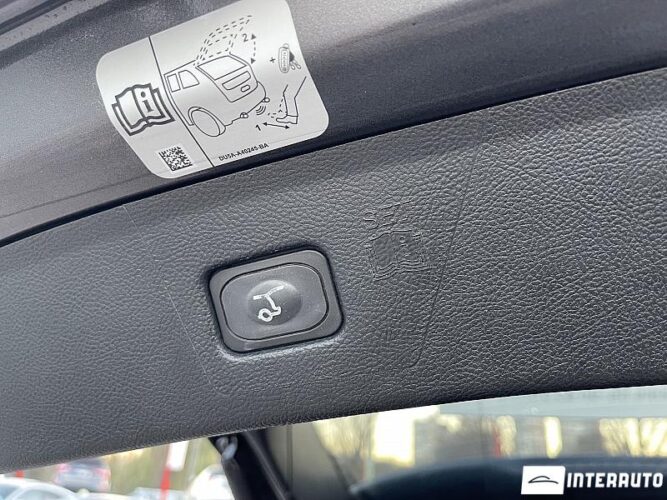 Ford Edge 53 interauto-car