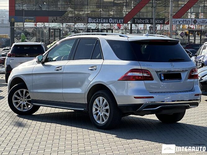Mercedes ML 250 40 interauto-car