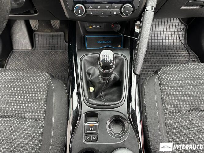 Renault Kadjar 38 interauto-car