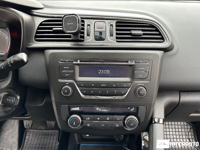 Renault Kadjar 37 interauto-car