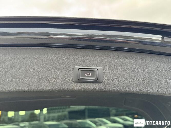 Audi Q5 56 interauto-car